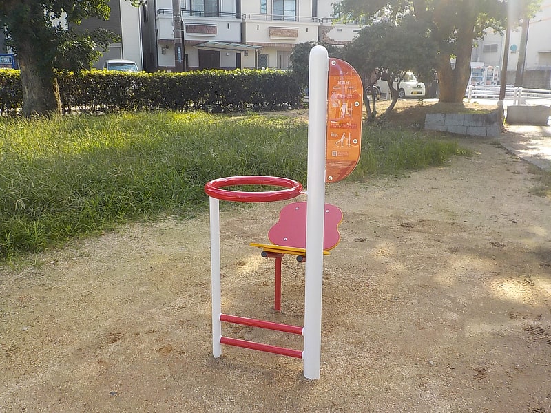 「こども広場」遊具:健康遊具