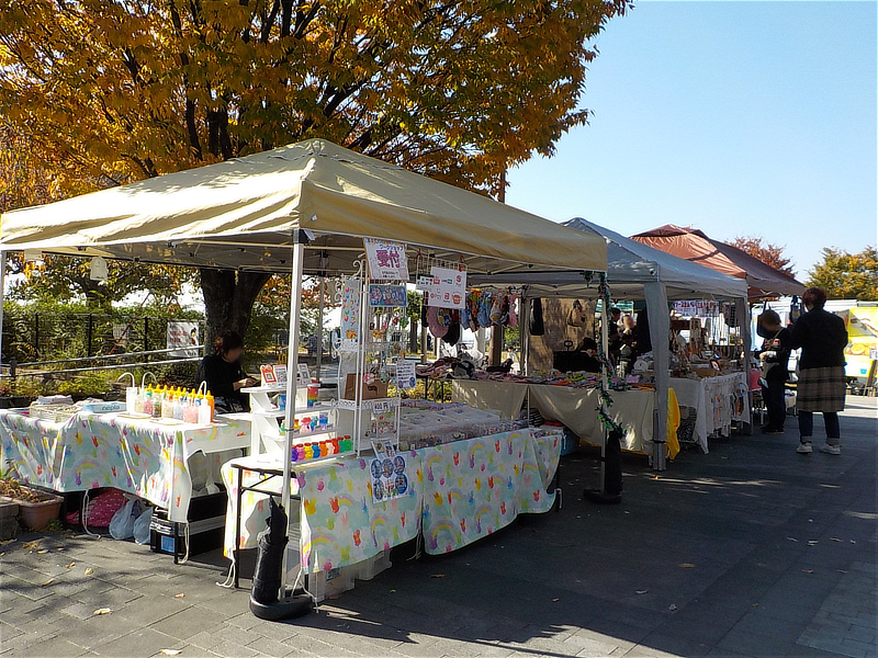 11/8(土)東石切公園で開催されたSAKURAZAKAマルシェの様子  