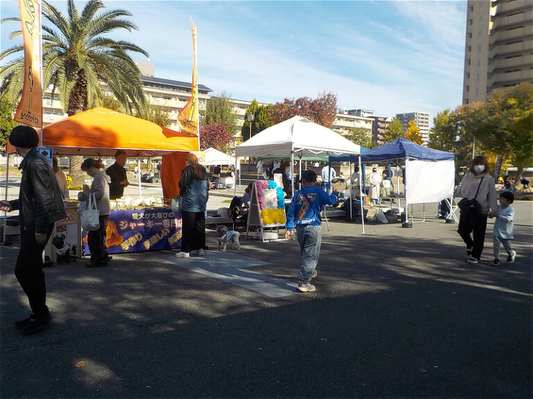 最後のまんてんマルシェの様子